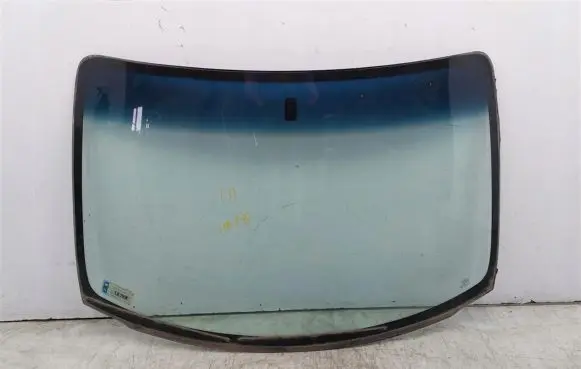 Opel Corsa B Front windscreen/windshield window 