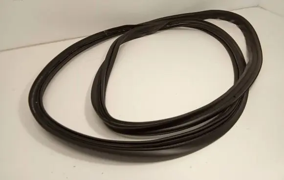 Mercedes-Benz GLC C253 Seal rubber (tailgate) A2537400078 8ZGS07CC