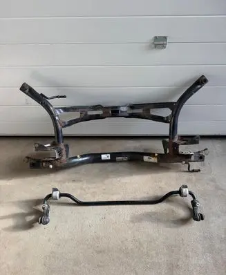 Volkswagen Tiguan Rear axle beam 5QA505315B