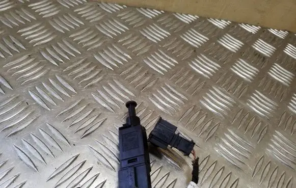 Clutch pedal sensor