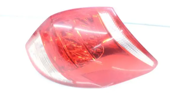 Toyota RAV 4 (XA30) Rear/tail lights 1090037