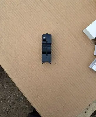 Mitsubishi Colt CZ3 Electric window control switch MR587477