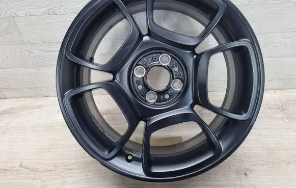 Fiat 500E R17 alloy rim 51820551