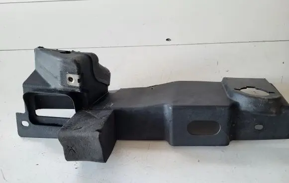 Ford Kuga I Fender end trim 8V41S02476A
