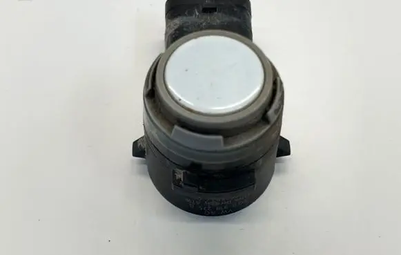 Audi A4 S4 B9 8W Parking PDC sensor 5Q0919275B