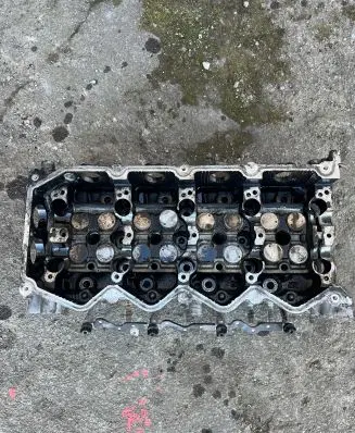 Nissan Almera Tino Engine head AD240