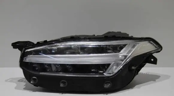 Volvo XC90 Headlight/headlamp 32228688