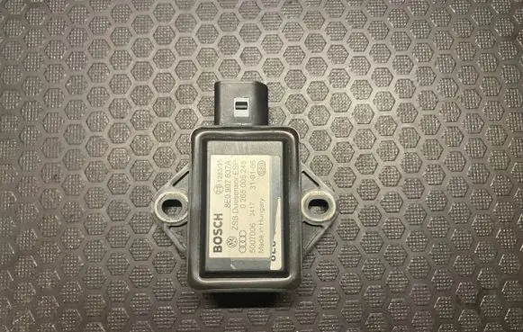 Audi A4 S4 B7 8E 8H ESP acceleration yaw rate sensor 8E0907637A 0265005245