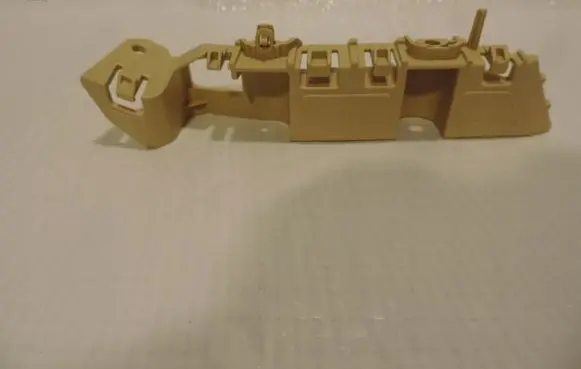 Front bumper mounting bracket
