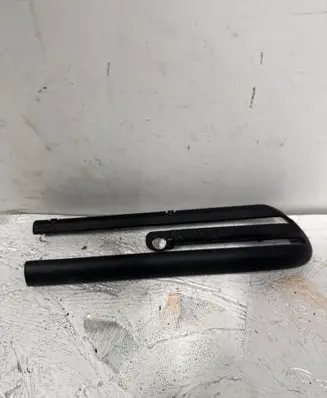 BMW 5 E39 Front driver seat rail 8207213