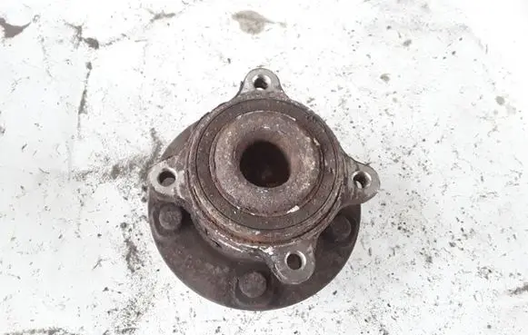 Opel Astra J Rear wheel ball bearing 13502873