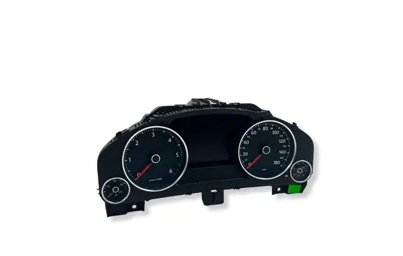 Volkswagen Touareg II Speedometer (instrument cluster) 7P6920982E 0263677107