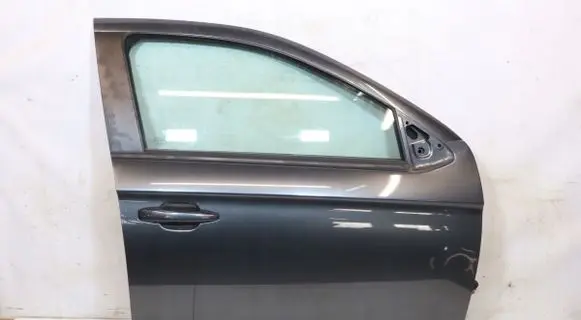 Peugeot 301 Front door