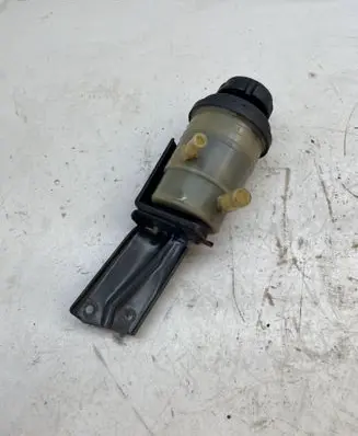 Hyundai Santa Fe Power steering fluid tank/reservoir 