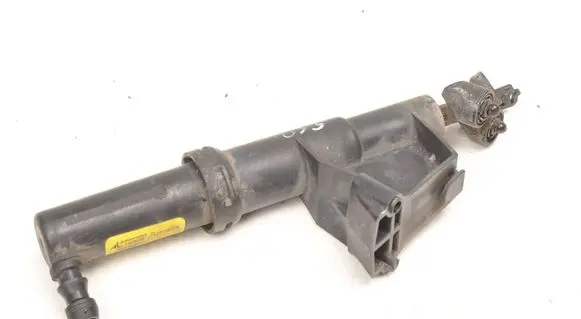 Volvo S40 Headlight washer pump 31253730