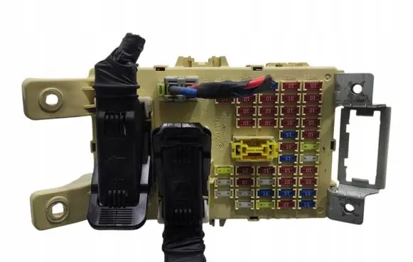 KIA Venga Fuse box set 91950-1K533