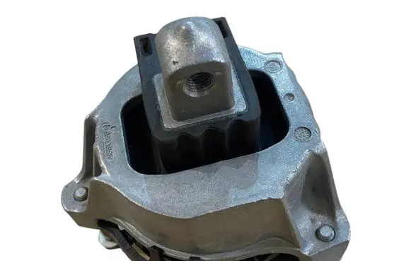 BMW M8 F93 Gran Coupe Engine mount bracket 8089822 22118089822
