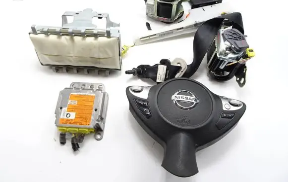 Nissan Juke I F15 Airbag set 