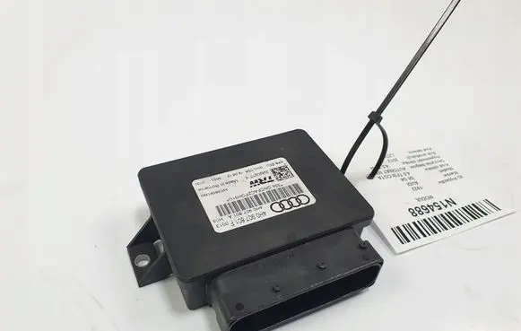 Audi A8 S8 D4 4H Rear brake EMF control unit/module 4H0907801F