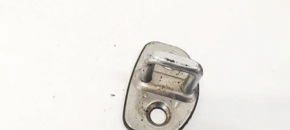 Skoda Fabia Mk2 (5J) Front door lock loop/hook striker 6Y0837033C