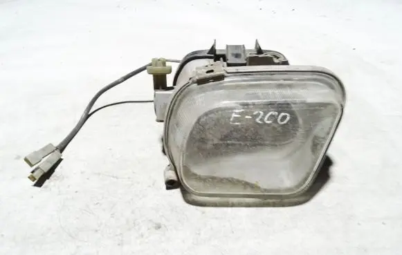 Mercedes-Benz E W210 Front fog light 0305050001 1305219061