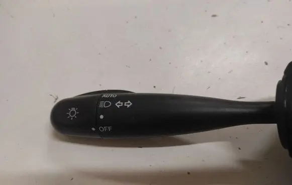 Suzuki Grand Vitara II Indicator stalk 173744