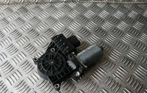 Jaguar X-Type Rear door window regulator motor 0130821949