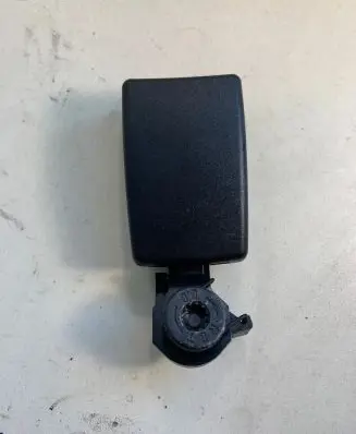 Porsche Cayenne (92A) Front seatbelt buckle 7P0857753