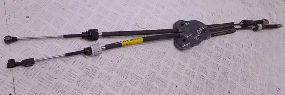 Renault Megane III Gear shift cable linkage 8200781046