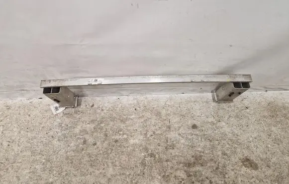 Volvo XC90 Front bumper support beam 