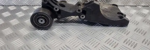 Volkswagen PASSAT B6 Generator/alternator bracket 03G903143A