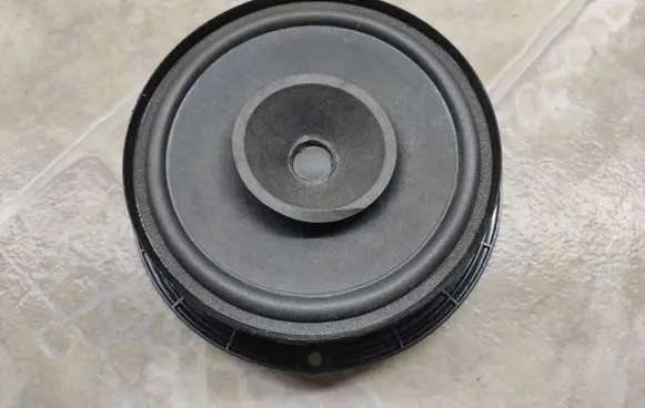 Seat Toledo III (5P) Rear door speaker 5P0035411 5P0035411A