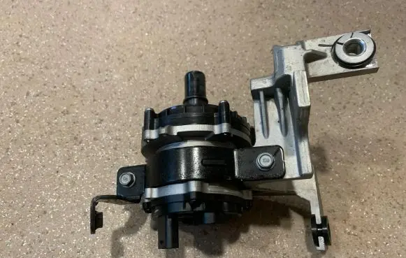 Hyundai Ioniq 5 Electric auxiliary coolant/water pump 375W5GI000