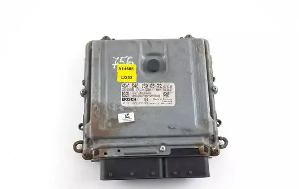 Mercedes-Benz Sprinter W906 Engine control unit/module A6461506572 0281015055