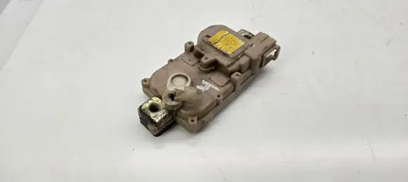 Nissan Patrol Y60 Front door lock motor 