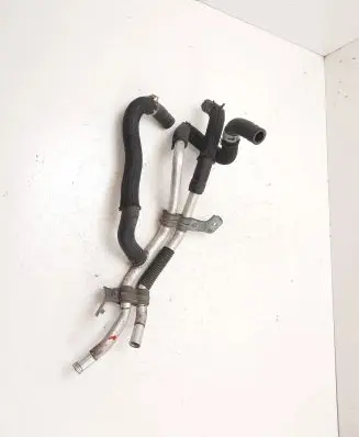 Lexus CT 200H Engine coolant pipe/hose