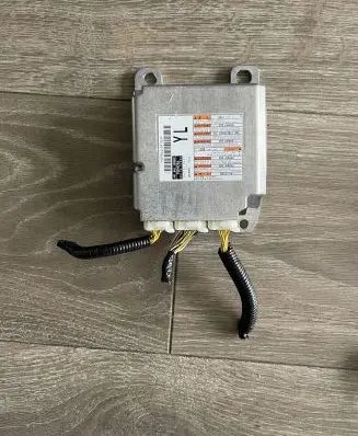 Toyota bZ4X Airbag control unit/module 8917042E50