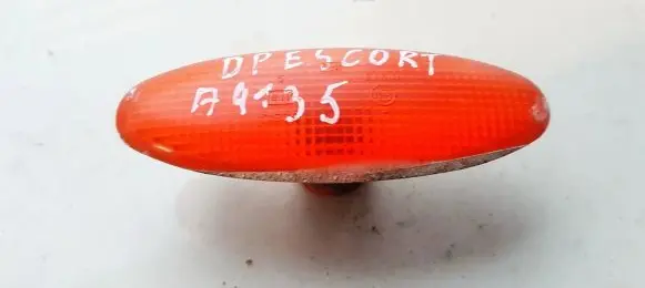 Ford Escort Front fender indicator light