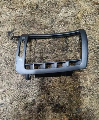 Dashboard side air vent grill/cover trim