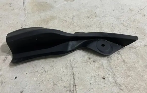 Toyota Auris E180 Bottom trim 