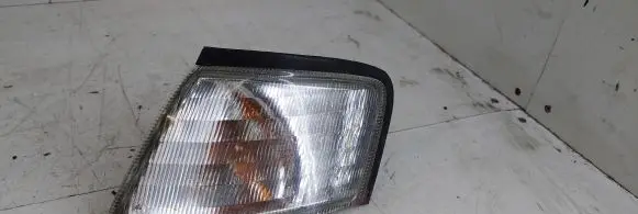 Nissan Primera Front indicator light 183516B