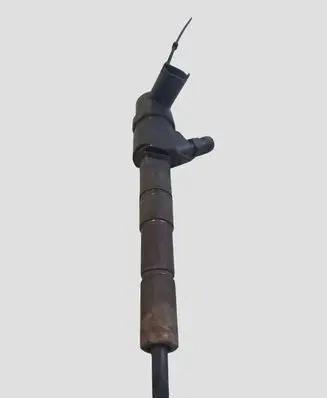 Opel Insignia A Fuel injector 0445110321