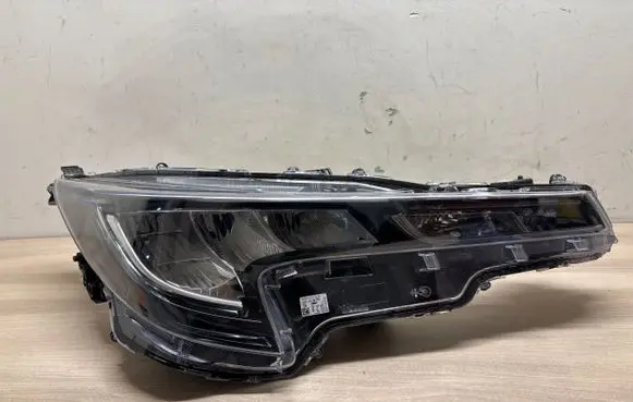 Toyota Corolla E210 E21 Headlight/headlamp 8111002S60