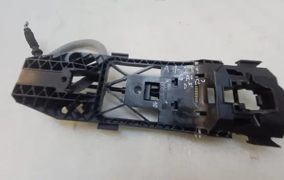 Audi A1 Rear door exterior handle/bracket 8V0839885 12072406S 120724065