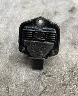 Audi A6 S6 C5 4B Oil level sensor 6PR00807903