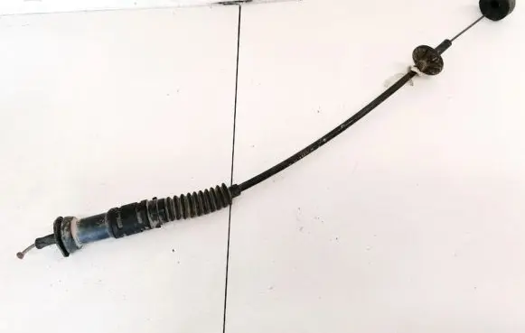 Volkswagen Golf III Clutch cable 1h1721335a