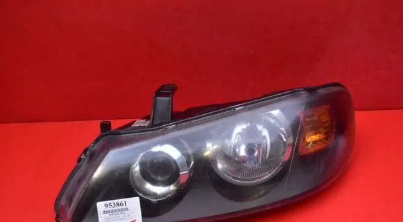 Nissan Almera Tino Headlight/headlamp 26060-BN67A