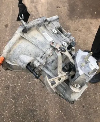 Ford Transit Courier Manual 5 speed gearbox T6TA1 JT7R7002AFG