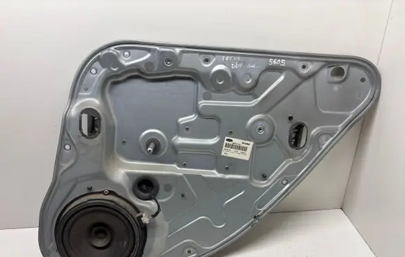 Ford Focus Rear door window regulator with motor 4M51A045H22B Q6ZKA A12176672
