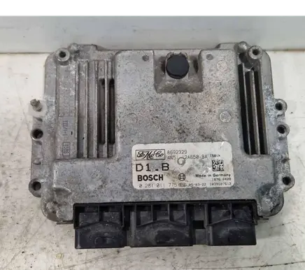 Volvo V50 Engine control unit/module 0281011775 8692329 4N5112A650BA